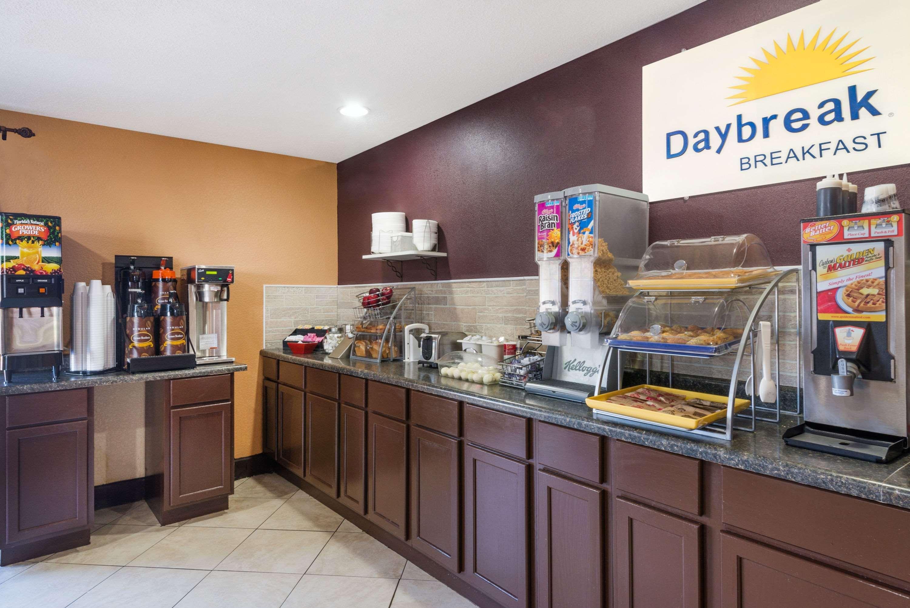 Days Inn By Wyndham Anderson In Esterno foto